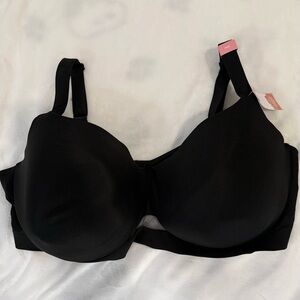 Cacique Women's Black Bra 50G NWT